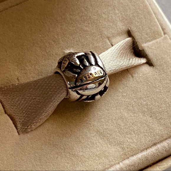 Pandora Retired Seashell Charm - Picture 2 of 2